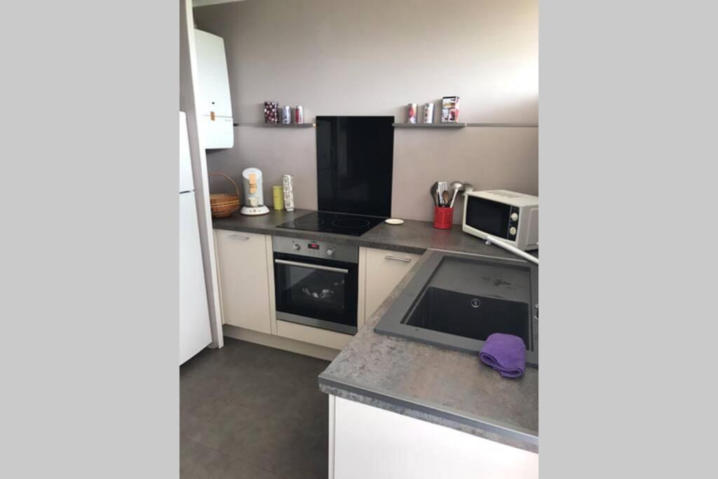 בזייה Bel Appartement Avec Vue Et Parking Prive מראה חיצוני תמונה
