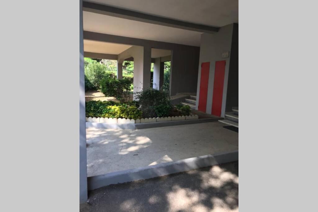 בזייה Bel Appartement Avec Vue Et Parking Prive מראה חיצוני תמונה